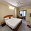 Hotel Raghav Palace