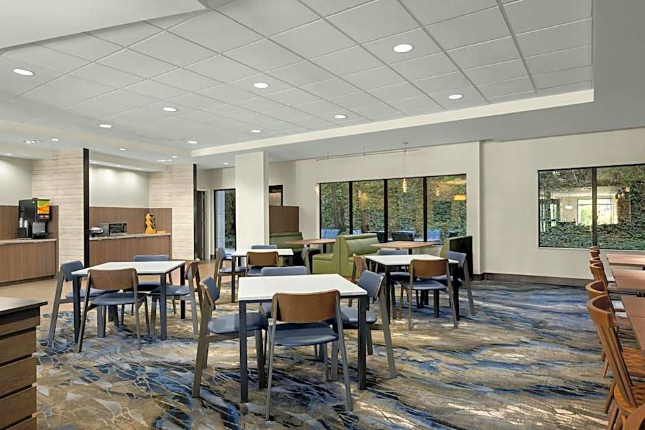 Fairfield Inn & Suites by Marriott Moscow