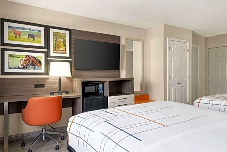 Double Room with Two Double Beds - Disability Access