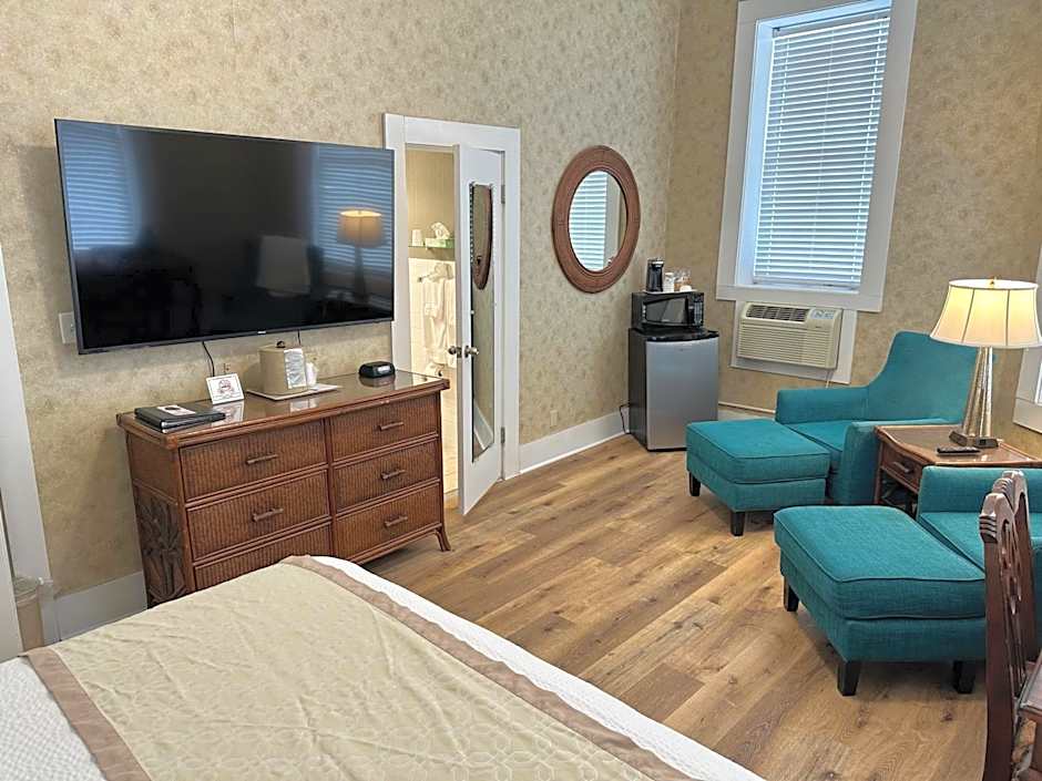 Island House Historic Vacation Rentals