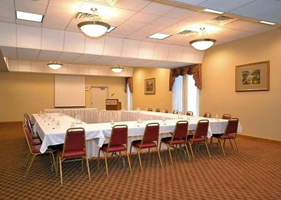 Quality Inn & Conference Center Franklin Downtown