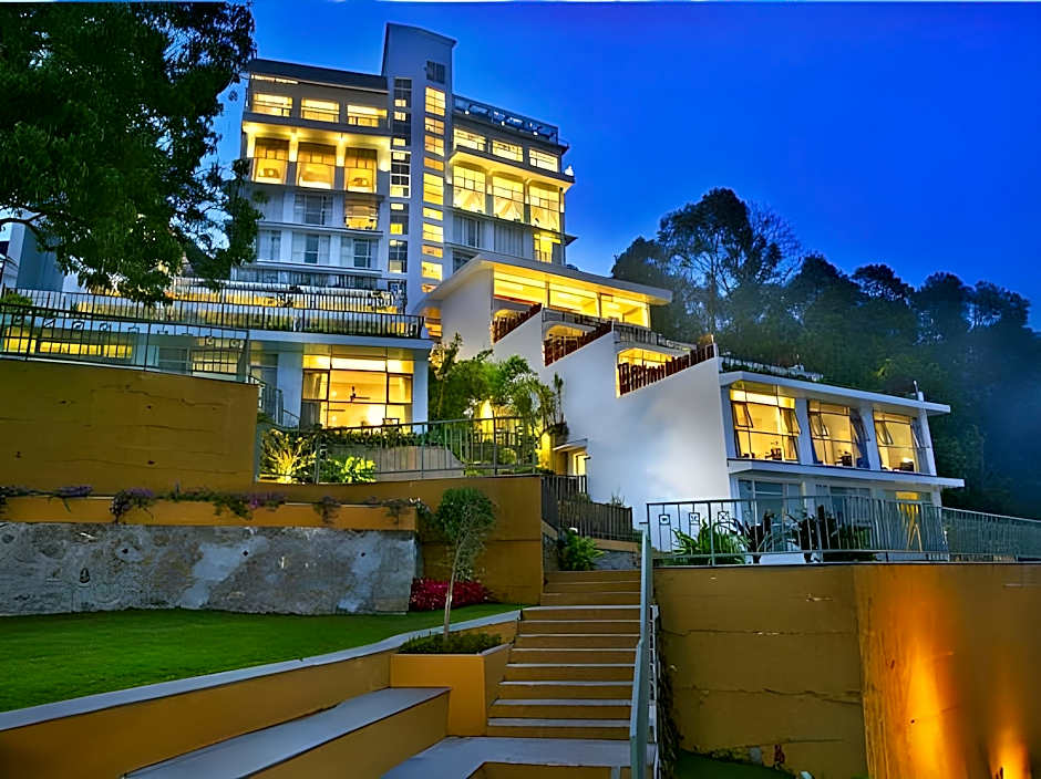 Fragrant Nature Munnar -A Five Star Classified Hotel