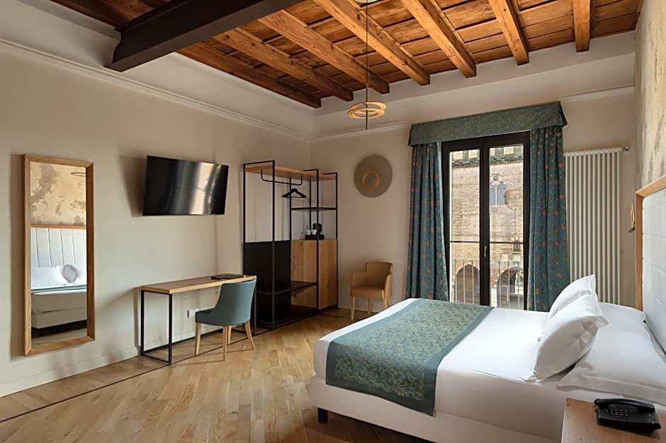 Cà Uberti Palace Hotel