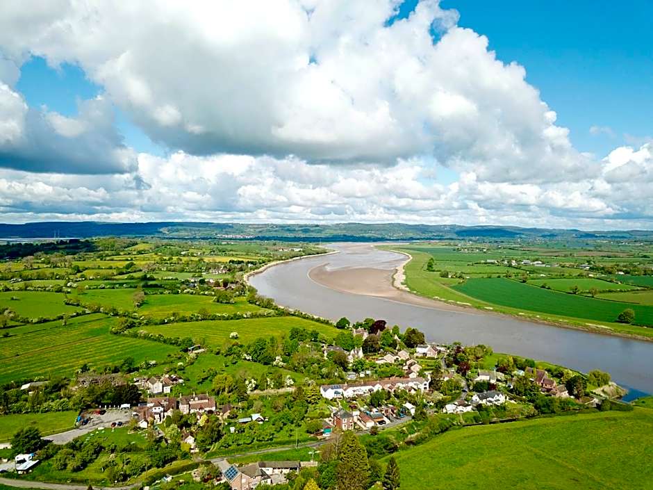 The Ship Inn - Self Catering Accommodation