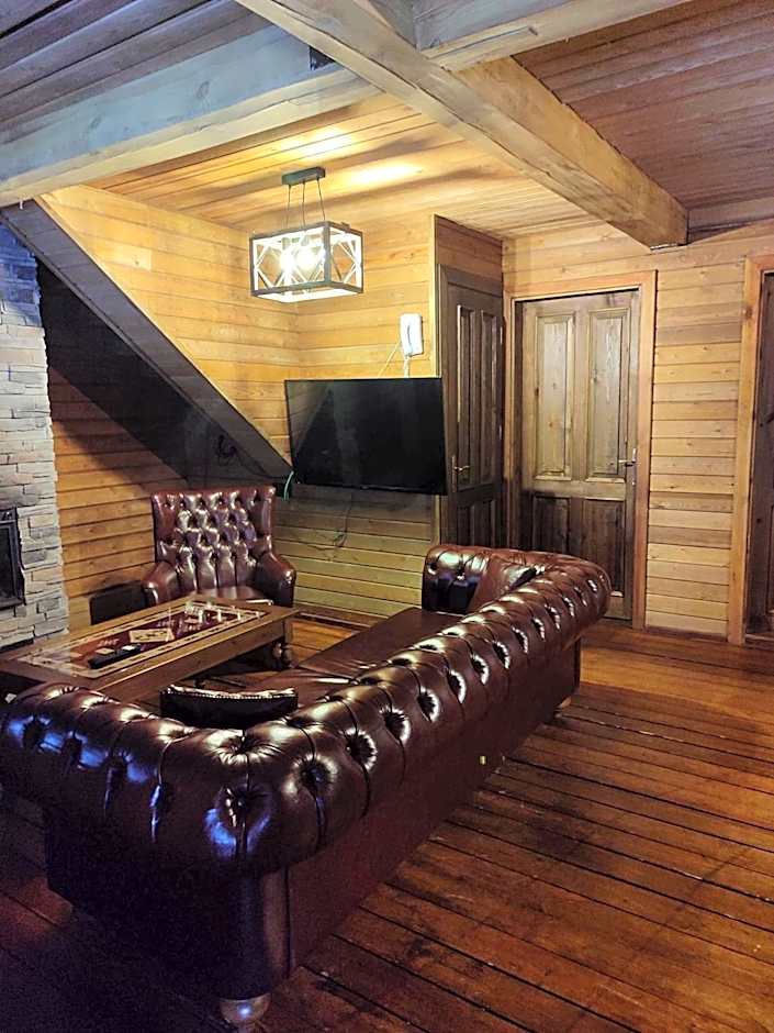 Karinna Orman Evleri