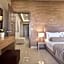 Koukounaria Hotel & Suites