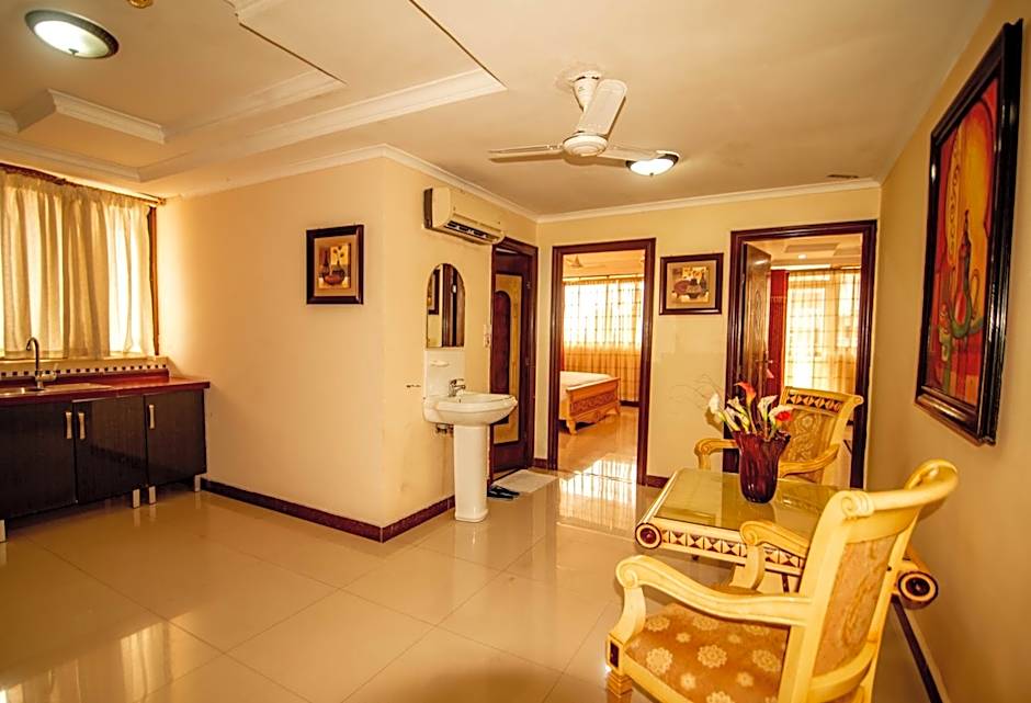 Urban Rose Hotel & Apartments