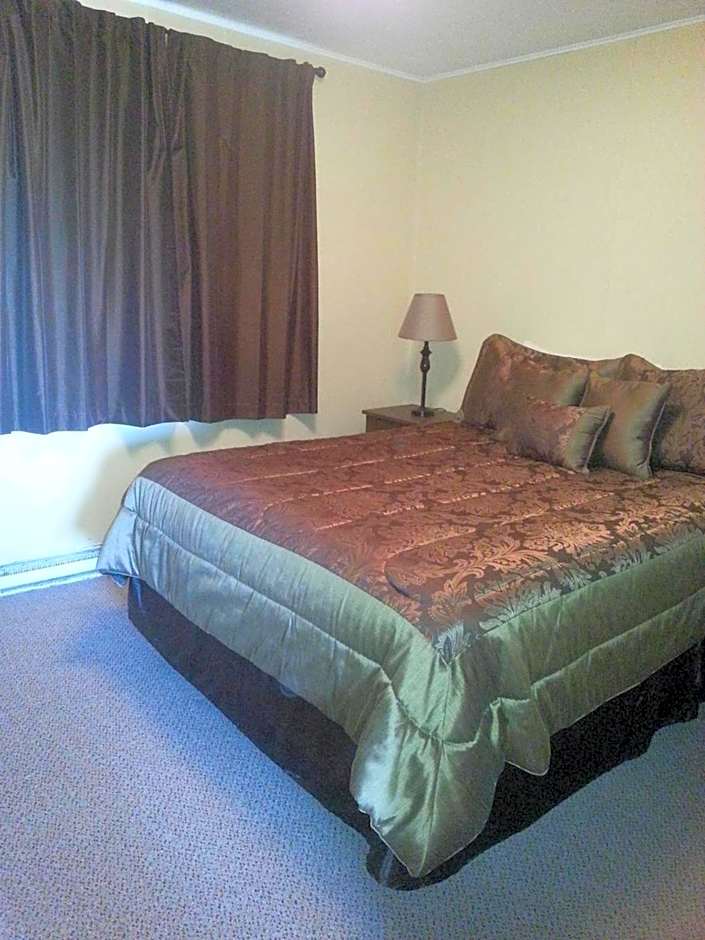 Maple Leaf Motel Emerson