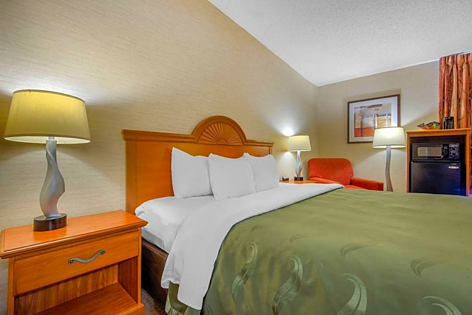 Quality Inn & Suites Mansfield