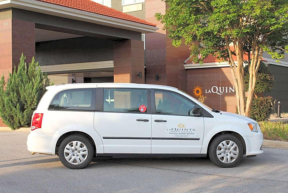 La Quinta Inn & Suites by Wyndham Huntsville Airport Madison