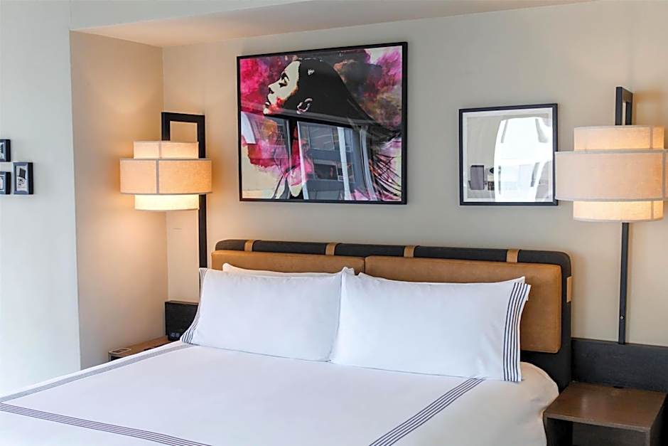 Thompson Chicago by Hyatt