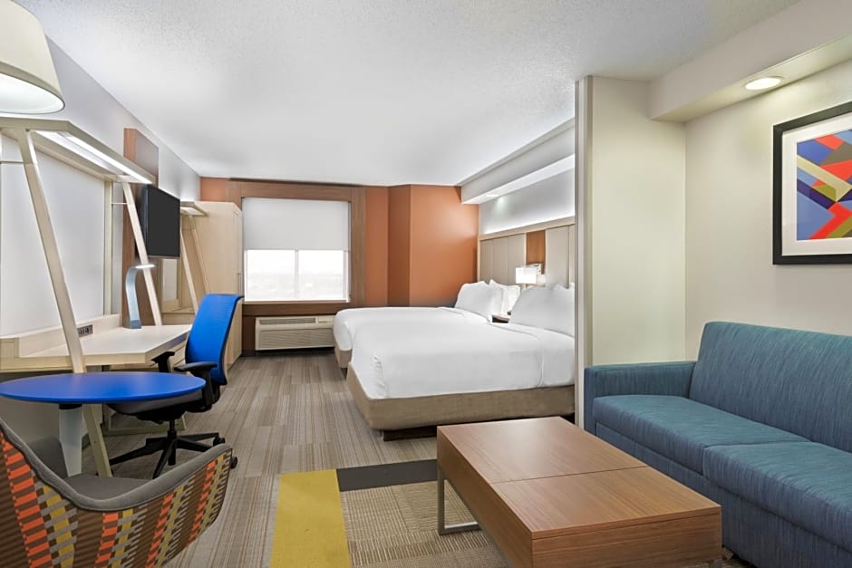 Holiday Inn Express & Suites - Nearest Universal Orlando, an IHG Hotel