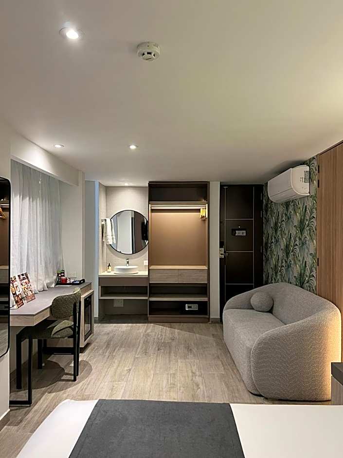 Zi One Luxury Hotel