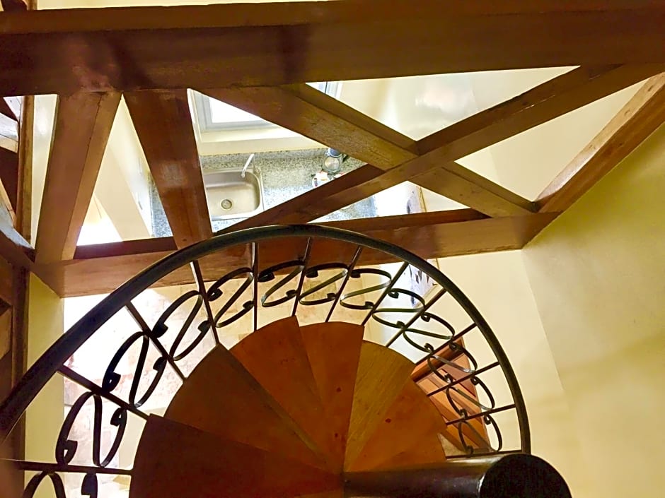 Elliannah Pines Hotel