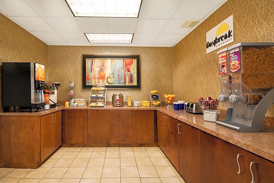 Days Inn by Wyndham Atlanta Stone Mountain