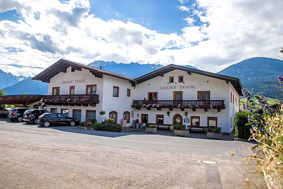 Gasthof Pension Traube