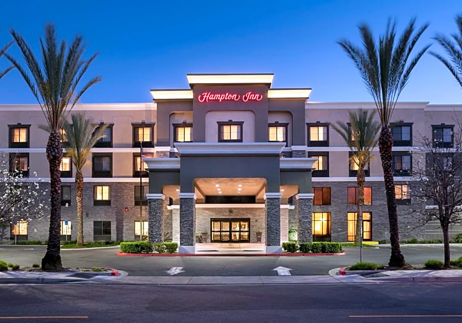 Hampton Inn By Hilton Los Angeles-Orange County-Cypress, Ca