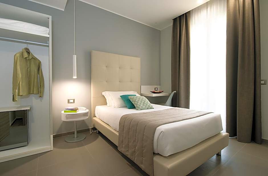 HOTEL H21