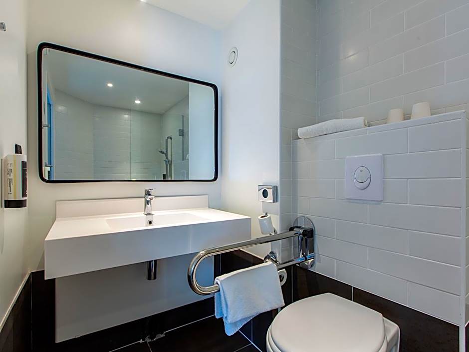 B&B HOTEL Orléans Nord Saran