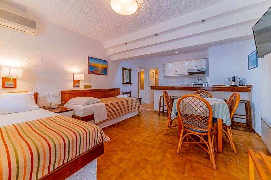 Kastro Studios Apartments