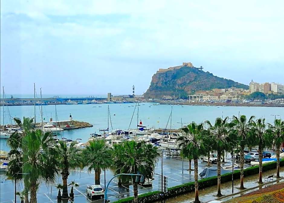 Albergue Club Náutico de Águilas