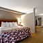 Red Roof Inn And Suites Newark - University