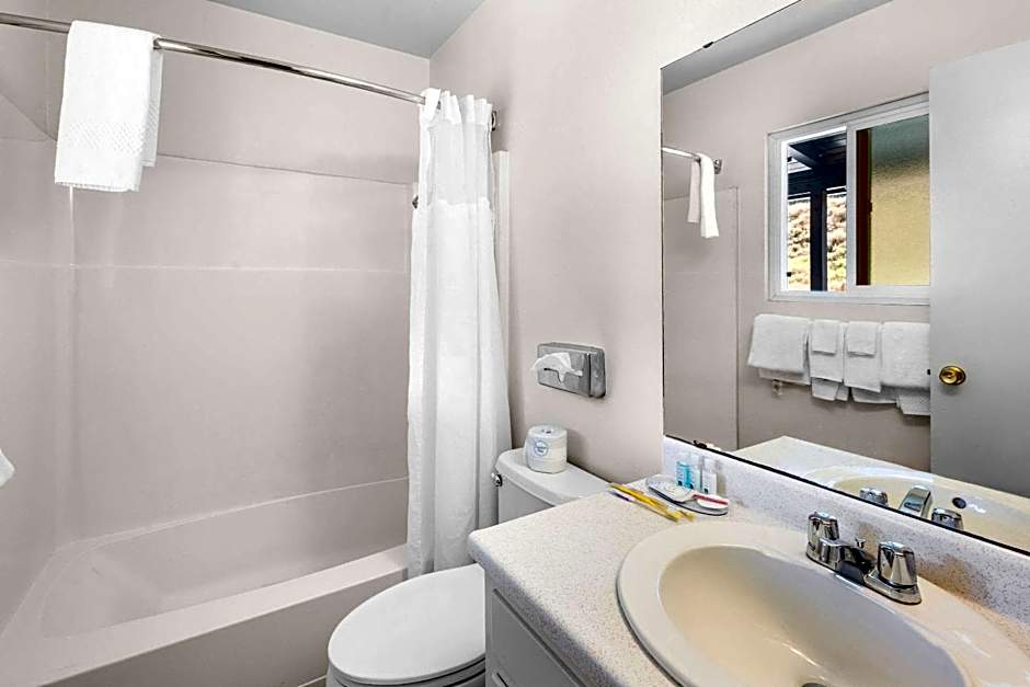 Quality Inn & Suites Jackson