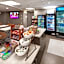Coast Calgary Downtown Hotel & Suites by APA