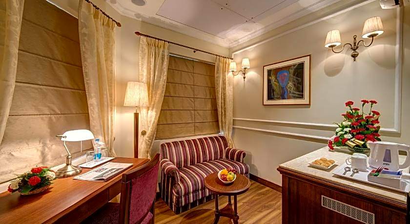 The Astor Hotel Kolkata