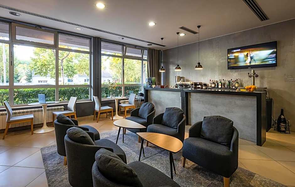 Nobel Inn Hotel