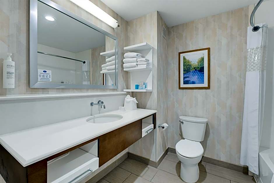 Hampton Inn Detroit/Dearborn