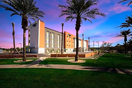 WoodSpring Suites Chandler Airport