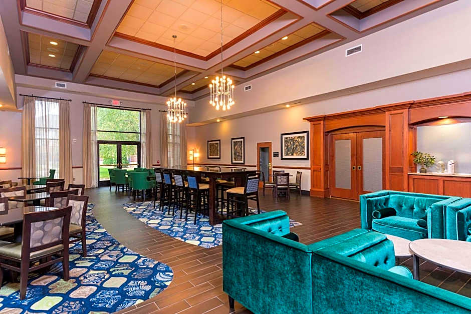 Hampton Inn By Hilton & Suites East Lansing/Okemos