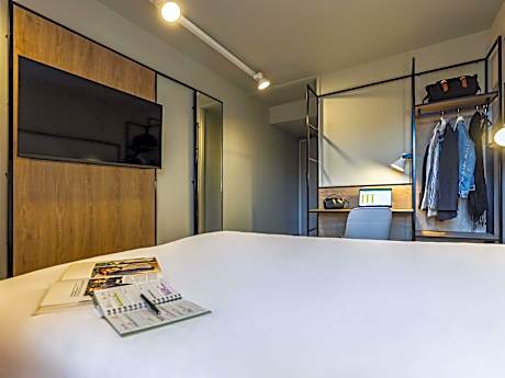 Standard Room With 1 Double Bed