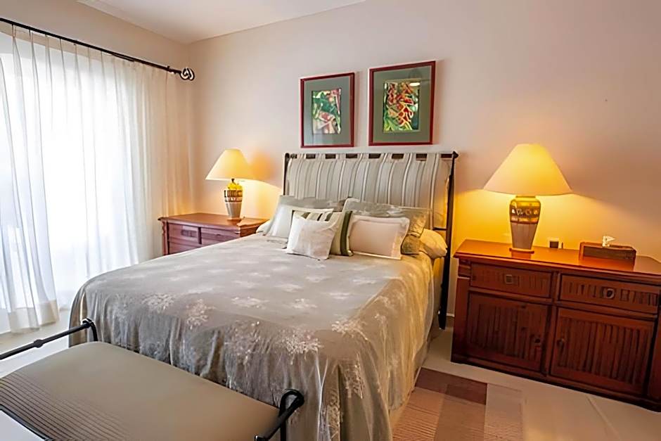 Grand Marina Villas