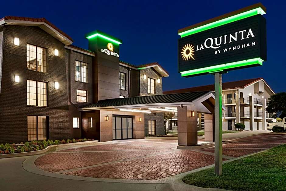 La Quinta Inn & Suites by Wyndham Temple