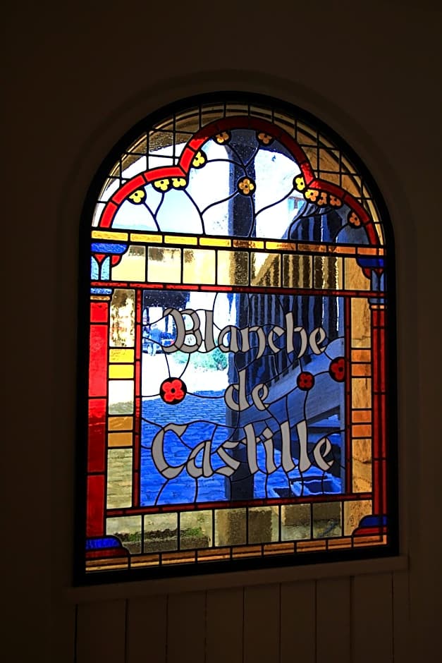 Best Western Blanche De Castille Dourdan