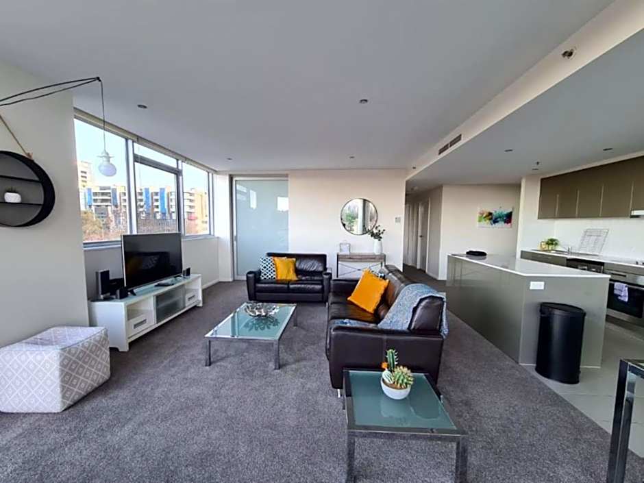 Grand 2BR between ANU and City - Hosted by Canstay