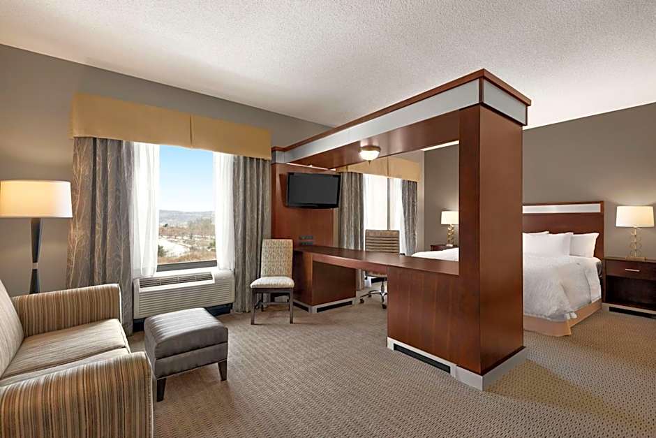 Hampton Inn By Hilton And Suites Mansfield