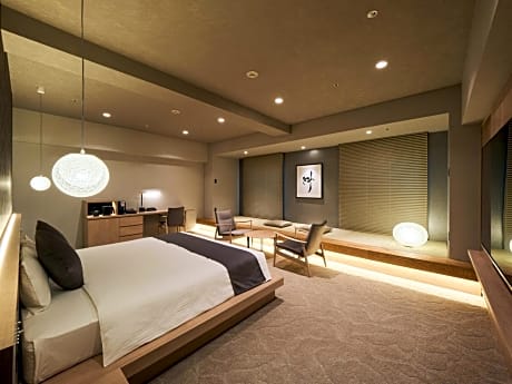 Executive King Room with Tatami Area -Non Smoking