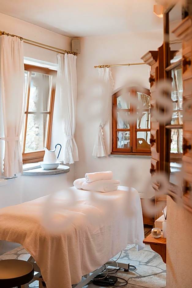 Al Plan, A mountain moving hotel