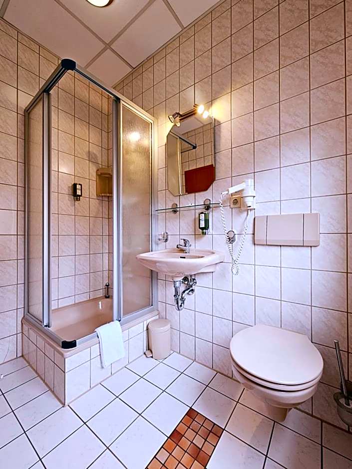 IKURA Hotel Self-check-in