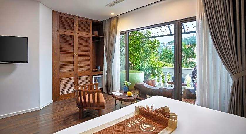 Draha Halong Hotel - Serenity, Charm and Nature - A Vietnamese Favorite