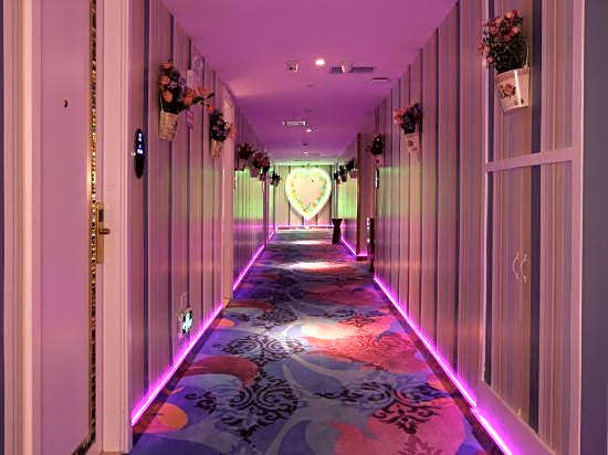 Angel Lover Theme Hotel (Guangzhou East Railway Station CITIC Plaza)