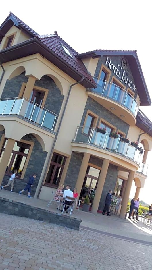 Hotel Janów