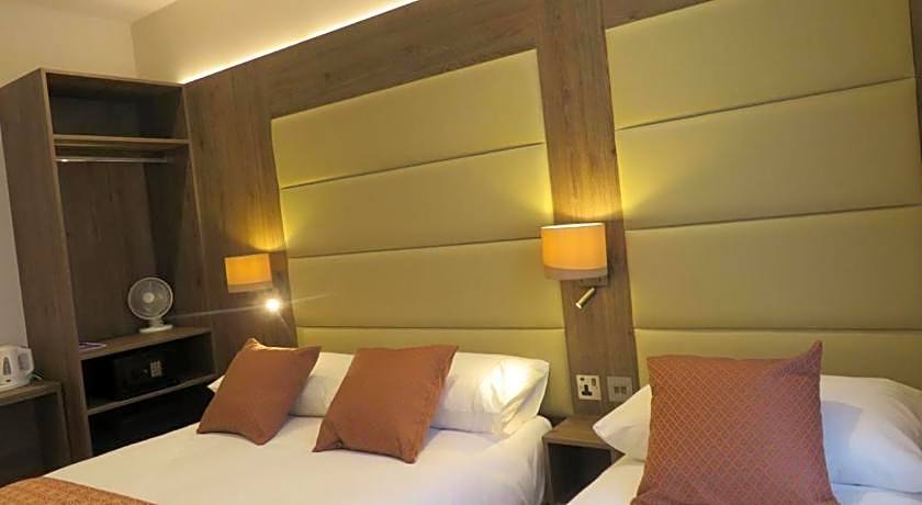 Glendale Hyde Park Hotel