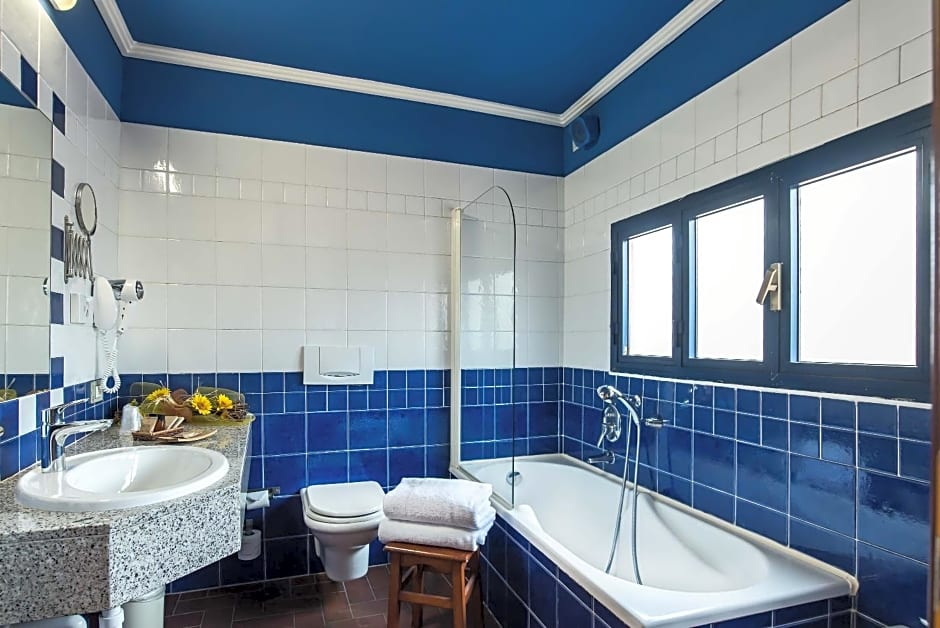 Porta Faenza Hotel