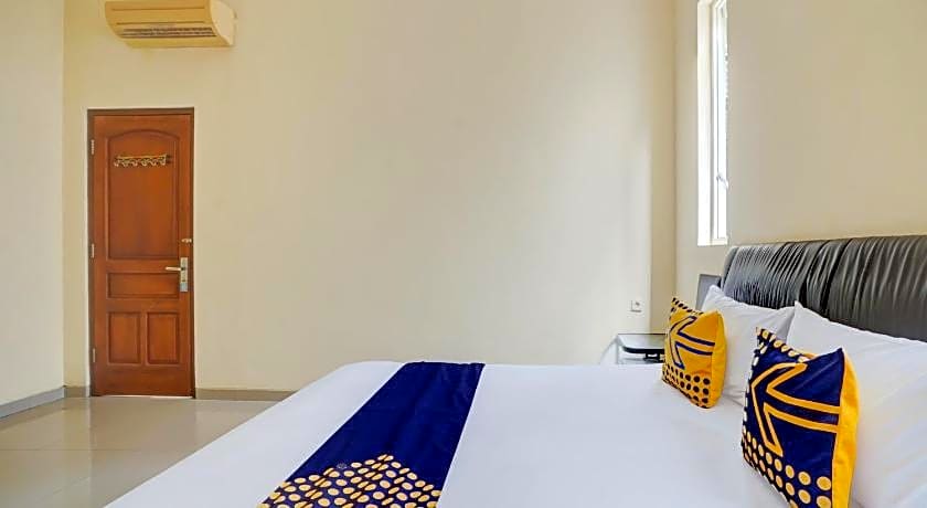 SPOT ON 93210 Griya Kos Kanjeng Mami Syariah