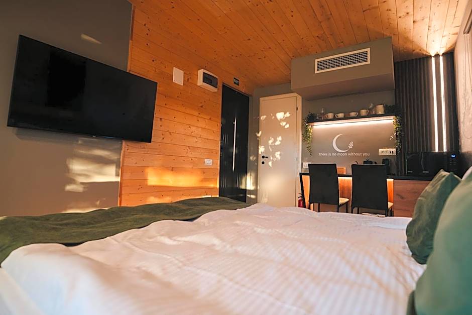 Moon Valley Comarnic