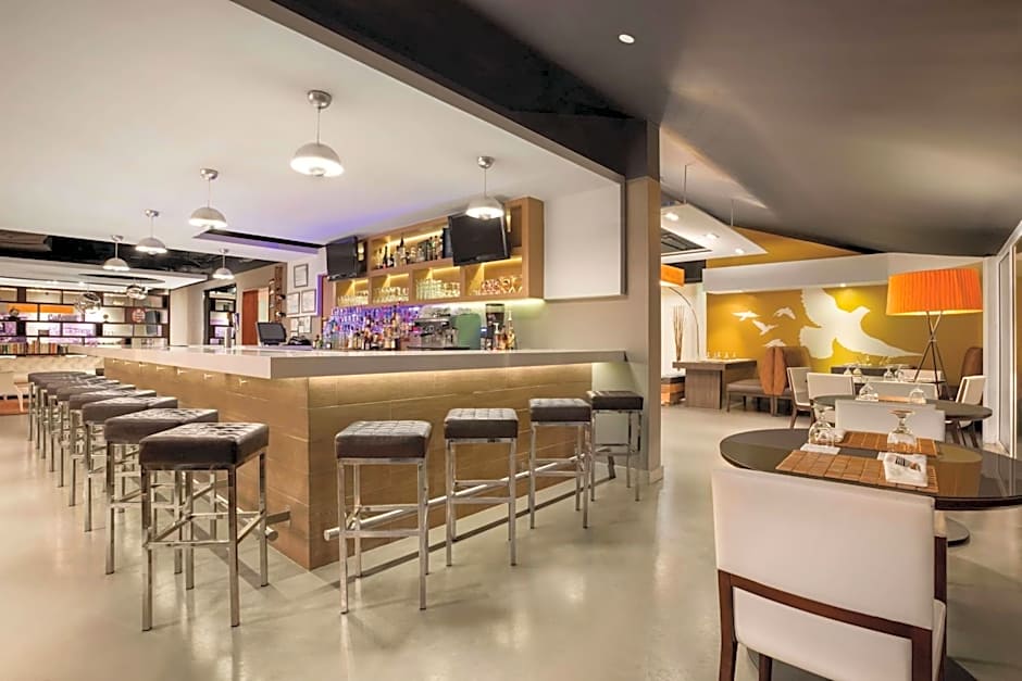 TRYP by Wyndham Isla Verde